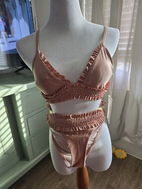 chelsea and violet bikini